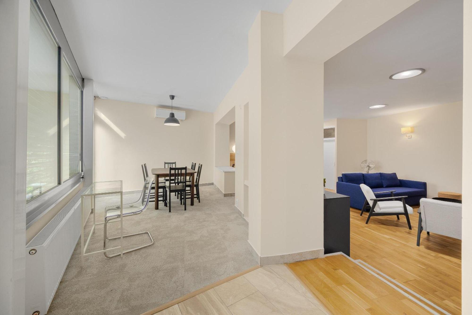 Hotel Reverie - Dependance, Check-In At Metropolitan Star Bratislava Exterior photo